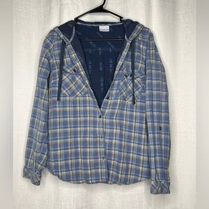 Columbia long sleeve button up w hood women’s large